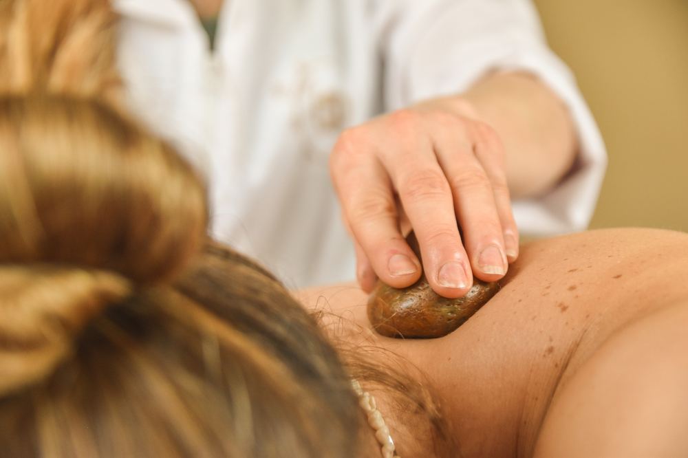 Masaje con piedras calientes en DP Dahiana Perdomo
